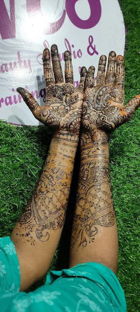 THE EVES BEAUTY CARE & TRAINING ACADEMY - 3