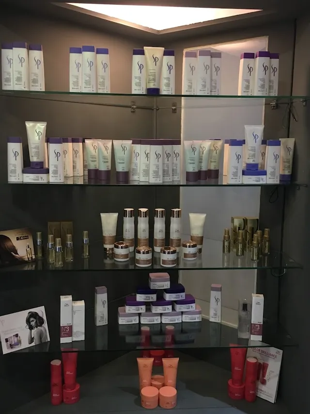 ACE FAMILY SALON & BRIDAL STUDIOZ - 4