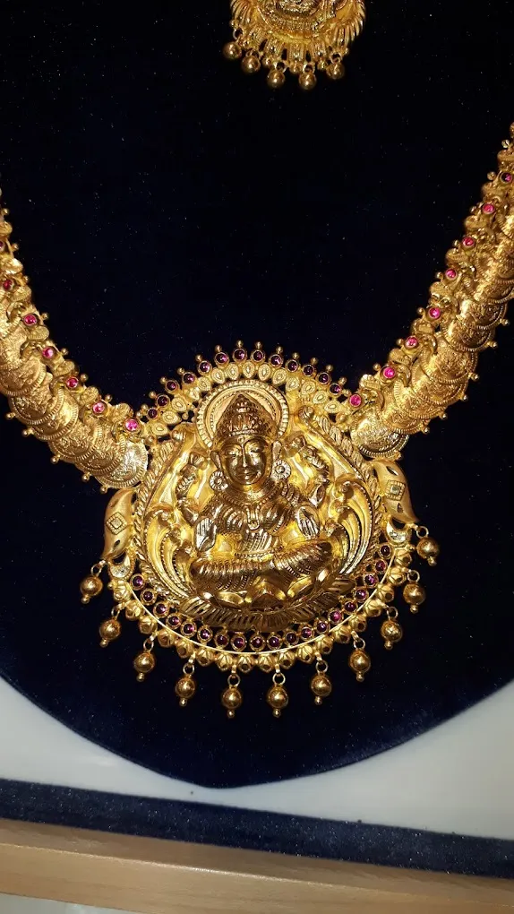 Sri Kamatchi Jewellers - 4