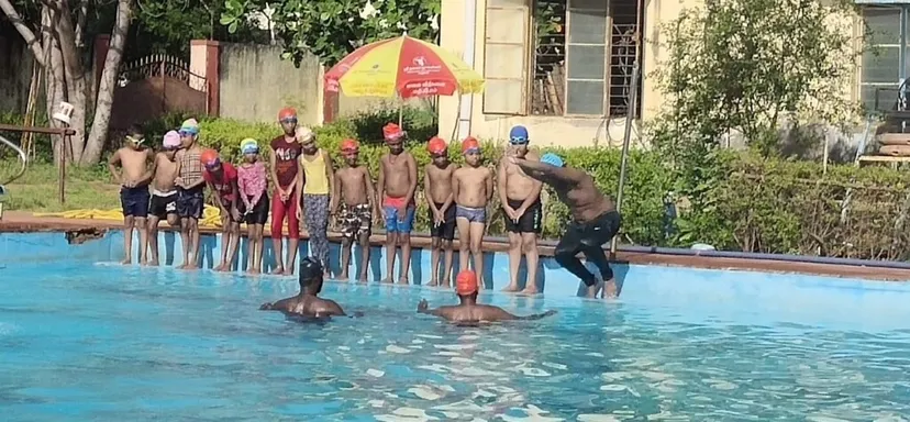 SDAT - Swimming Pool