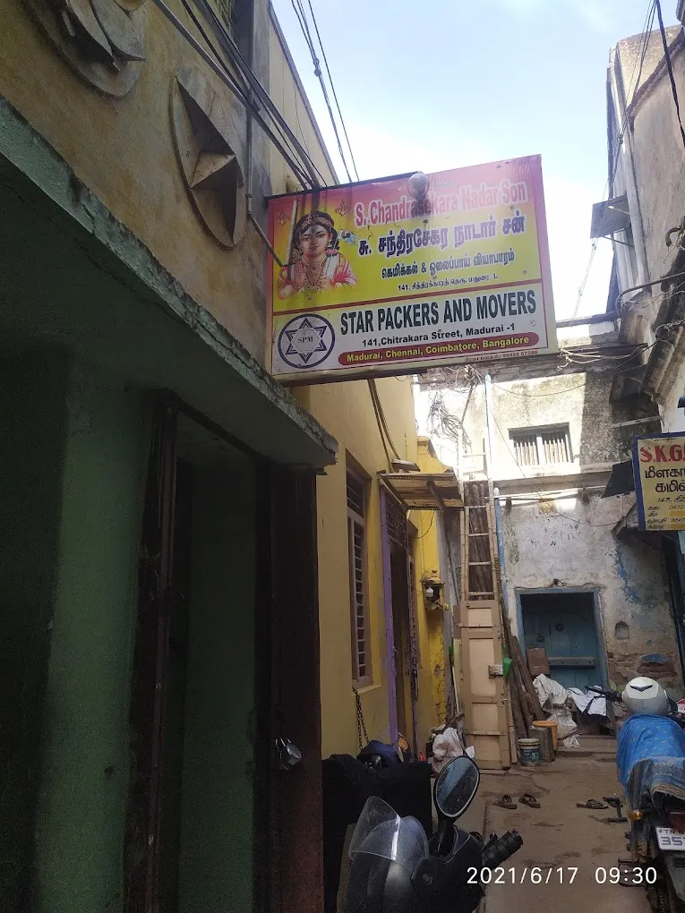 Star Packers and Movers