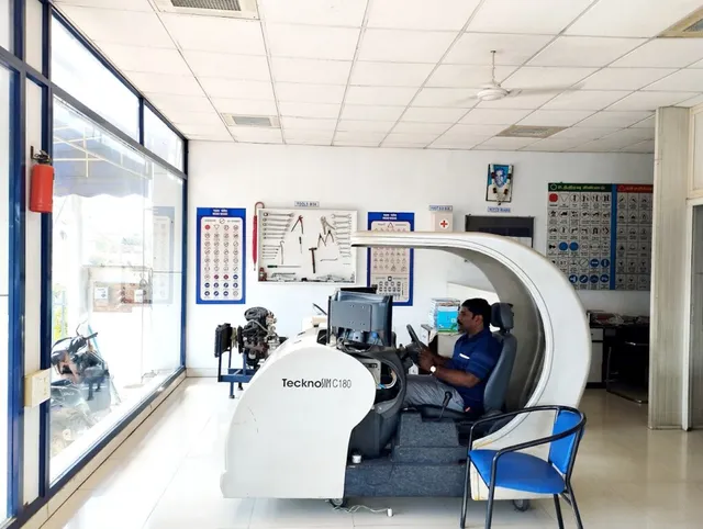 Solamalai Driving School - 4