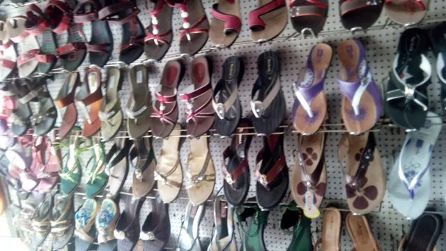 Al Fathima Shoe Mart - 2