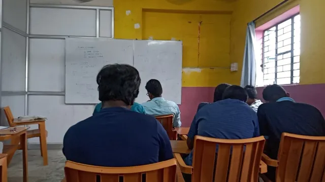 Madura Coaching Centre | PG - TRB | POLY - TRB | TNEB - Technical Assistant | TET | TNPSC - 3