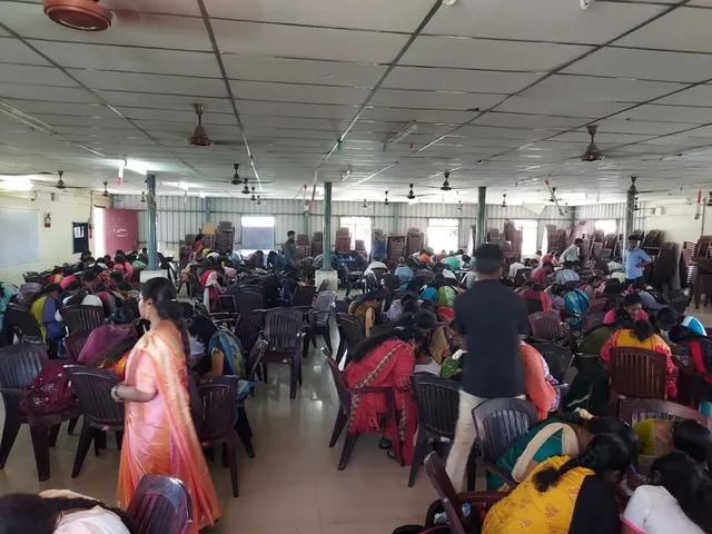 Veranda RACE Govt Exams Coaching Institute - BANK, SSC, TNPSC, RAILWAYS, SI & PC - Madurai - 3