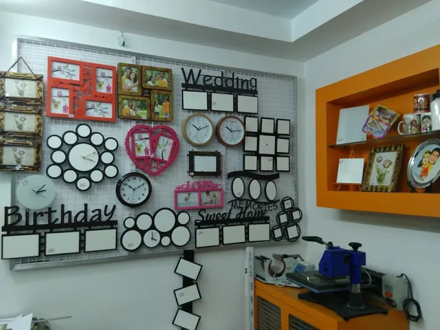 DEEYA ART PRINTER GIFT SHOP - 2