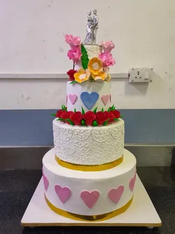 New Buzz Cakes n Bakes