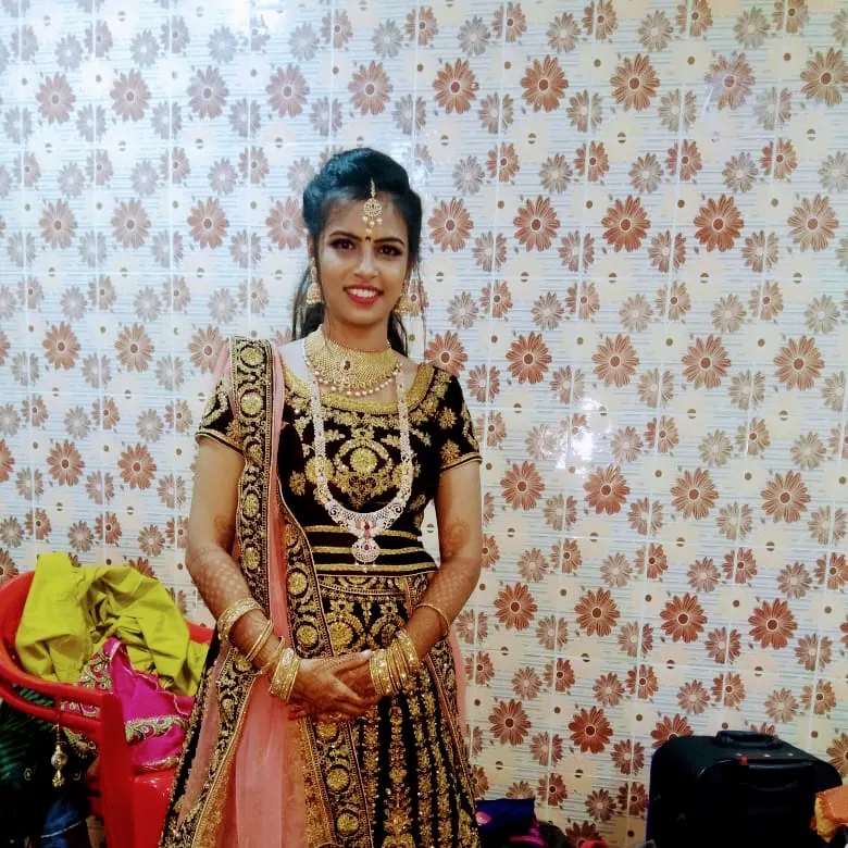 Vels Beauty Parlour and fashion designer