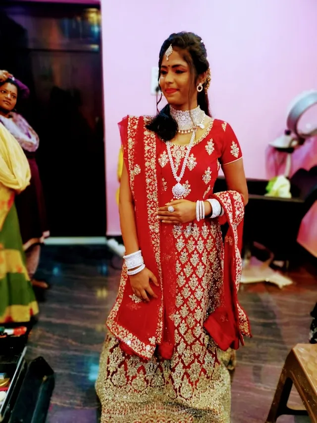 Vels Beauty Parlour and fashion designer - 4