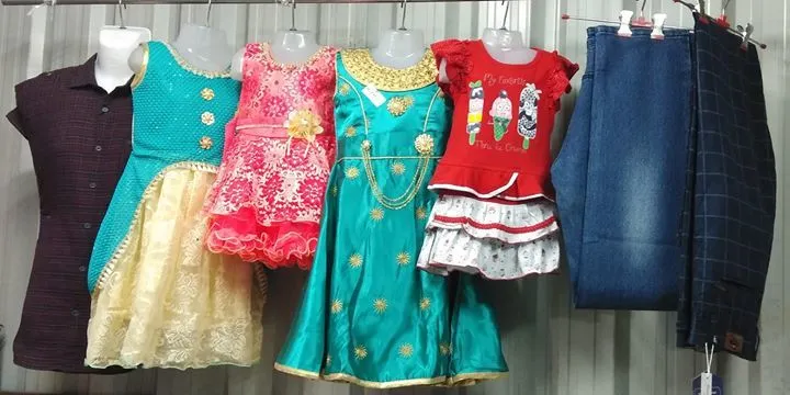 Selection Readymades & Textiles