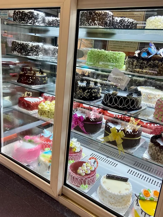 SaraVana Bakeries - 4