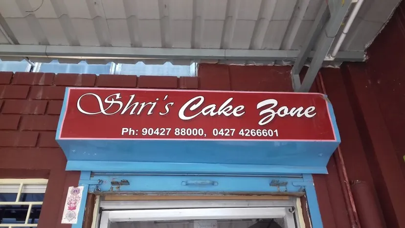 Shri's Cakes