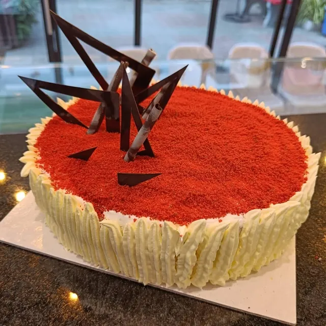 Vanberry - The Complete Cake Shop - 3