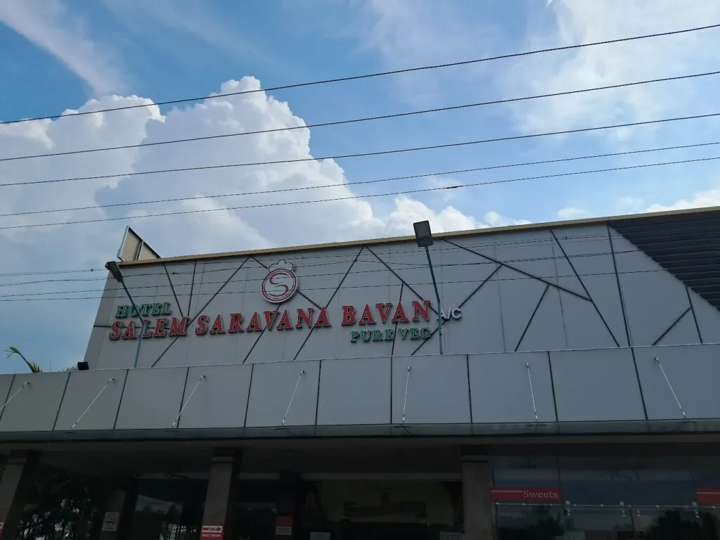 Hotel Salem Saravana Bavan Pure Veg A/C