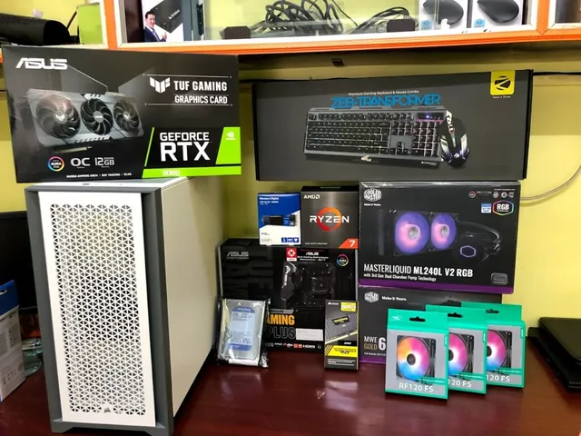 SR Infosolutions Laptop Service Center In Salem - 4