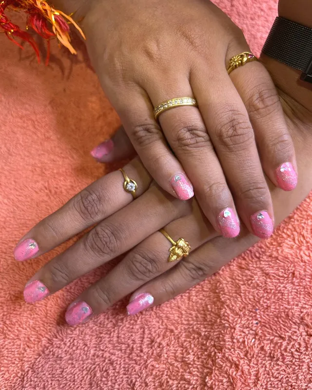 Looks Unisex Salon , Salem - 3