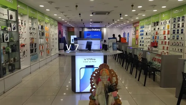 Poorvika Mobiles Salem - New Bus Stand - 2