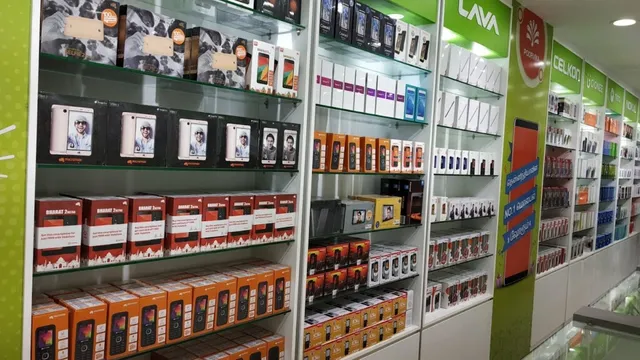 Poorvika Mobiles Salem - Gugai - 3