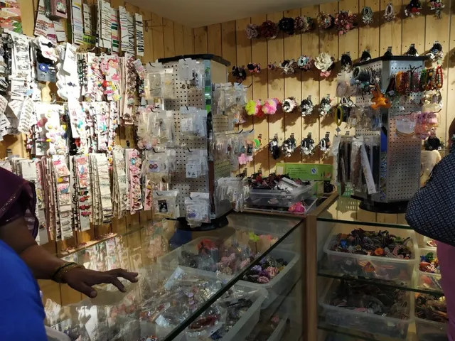 Grasp Clothings - Salem - 4