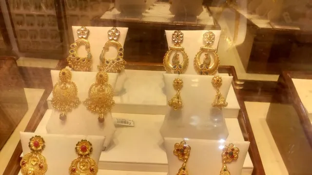 AVR Swarna Mahal Jewellers Salem - 5