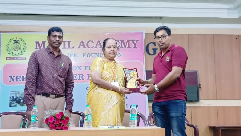 Mayil Academy - NEET Institute In Salem (NEET Physics,NEET Chemistry,NEET Biology) (Best NEET Coaching Centre In Salem)