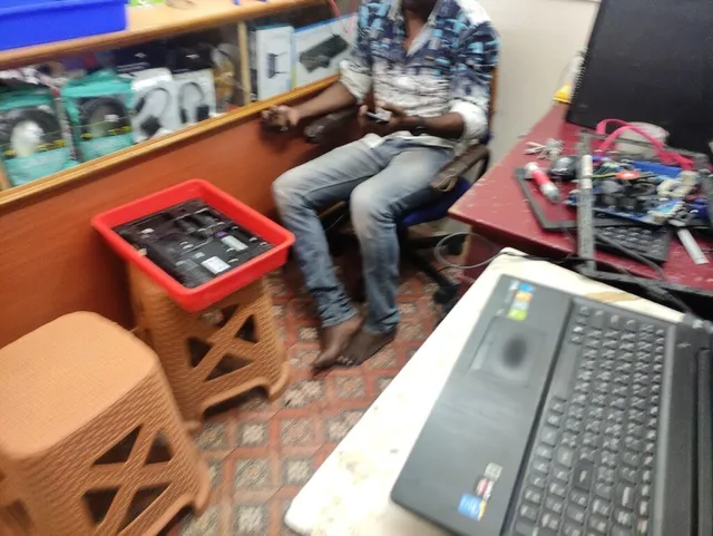 KALAM LAPTOPS AND SPARES - 5