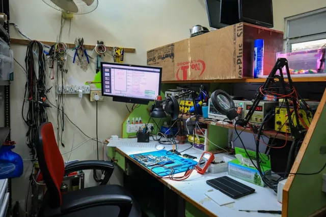 KALAM LAPTOPS AND SPARES - 6