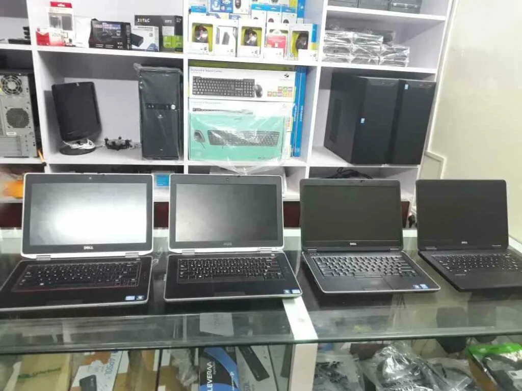 SR Computers