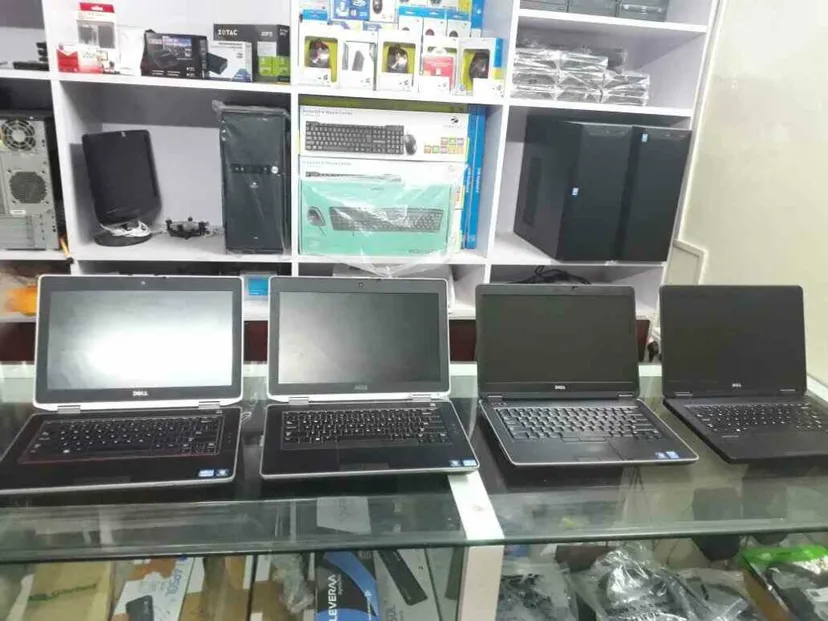 SR Computers