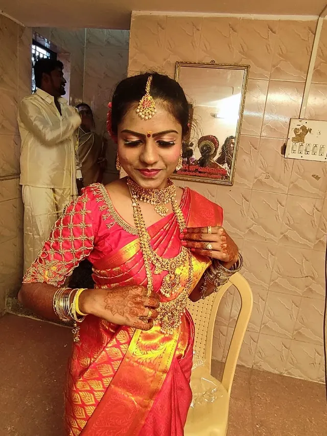 Shine Beauty parlour and tatoo shop::Tirunelveli, And Training center. Best Bridal makeup artist - 2