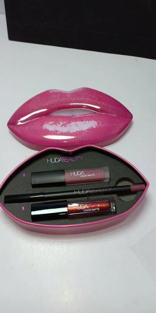 Seasons Hair & Bridal Salon - 5