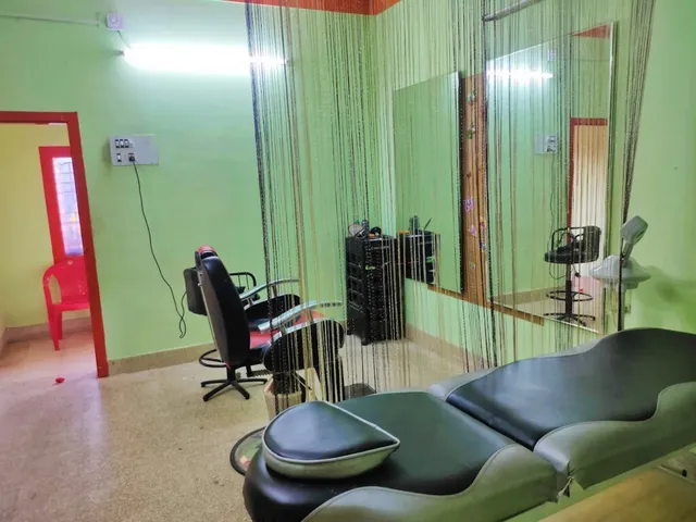 Humaise Ladies Beauty Salon - 5