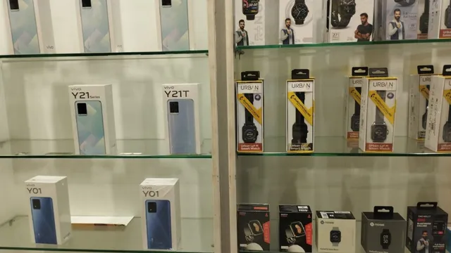 Poorvika Mobiles Thirunelveli - Kanagadhara Shopping Complex - 2