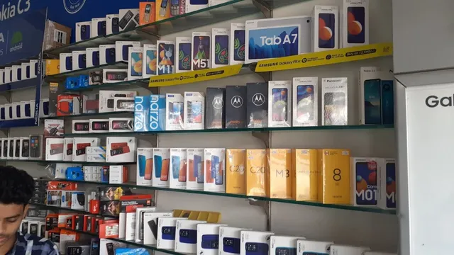 S S MOBILES Samsung dealer - 3