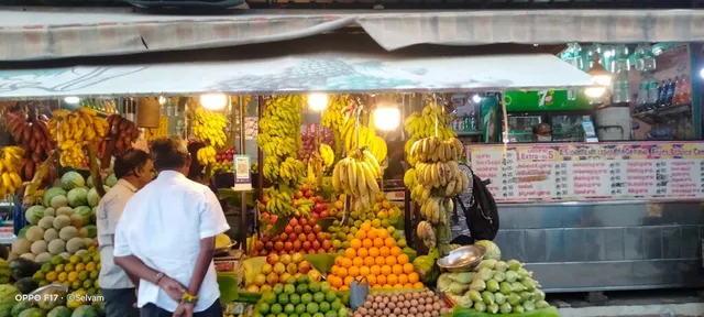 A S Maniyan Fruits and Juice Shop - 2