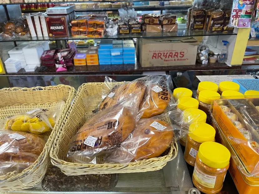 Aryaas Sweets & Bakery