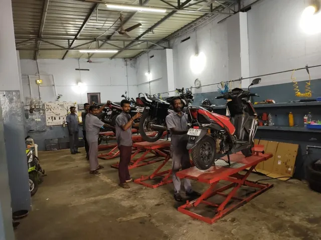 Sri Balaji Two Wheeler Works (Spares & Service) - 6