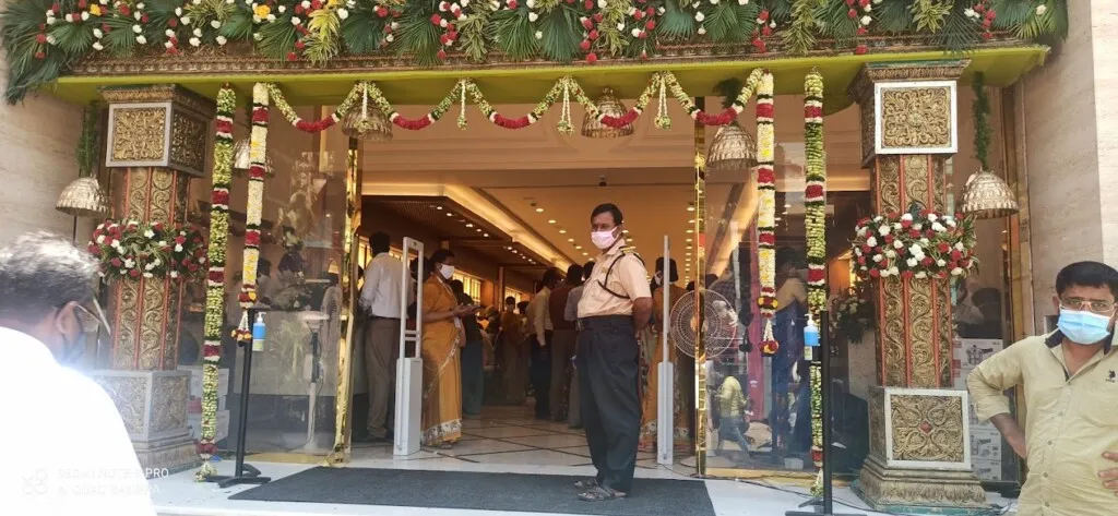 Pothys Swarna Mahal Jewellers Tirunelveli