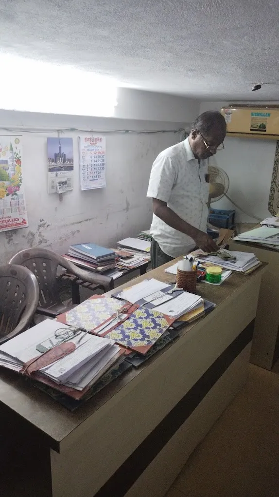 FATIMA DRIVING SCHOOL - Driving School Tirunelveli - 3