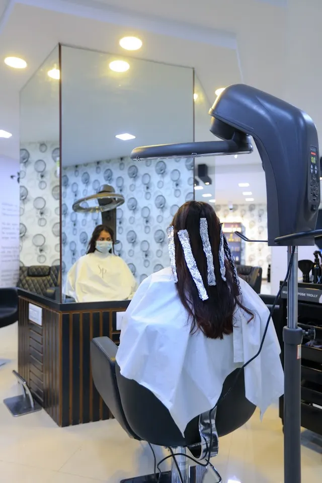 Toni & Guy Essensuals Tirunelveli (Perumalpuram) - 2