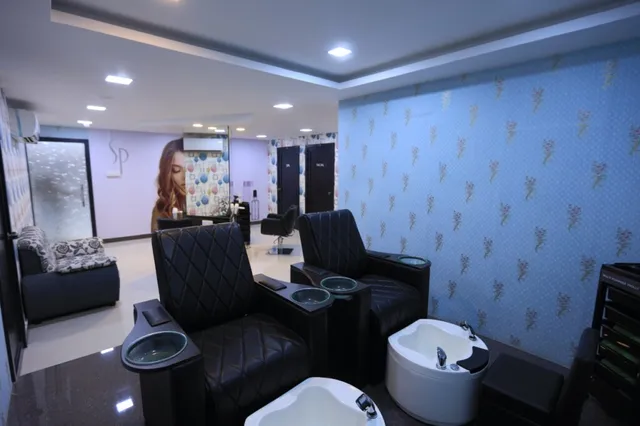 Toni & Guy Essensuals Tirunelveli (Perumalpuram) - 5