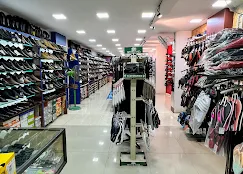 Ameer Shoe World - 4