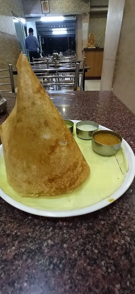 Hotel Amudha Bawan - 4