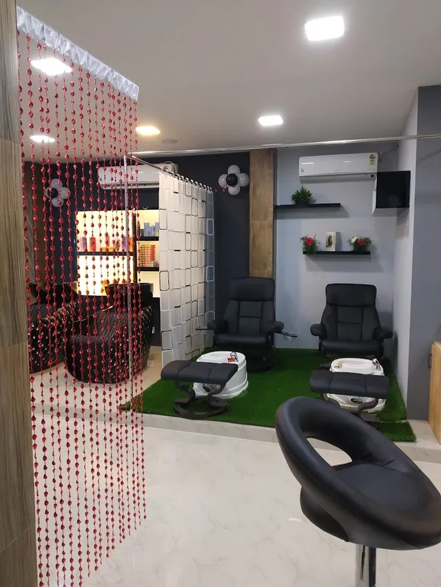 Layers Family salon and Spa - 3