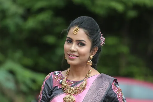 Dinesh Family Beauty Parlour & spa - 2