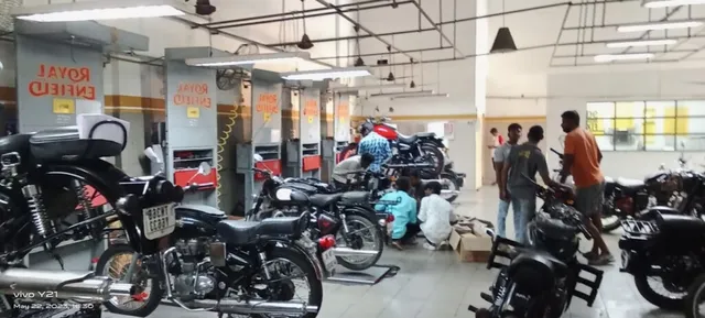 Royal Enfield Service Center - Erode Motors - 4