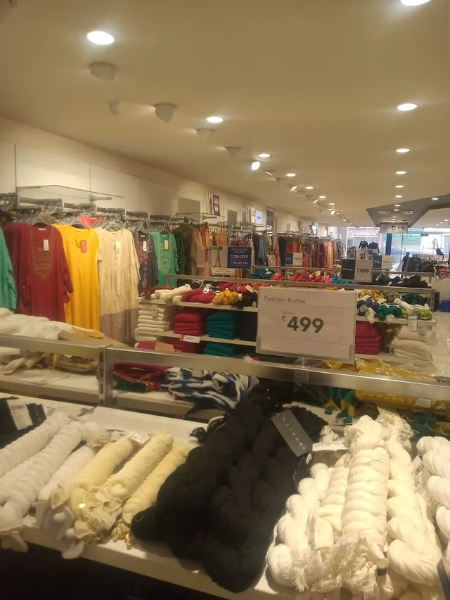 MAX FASHION ERODE - 3