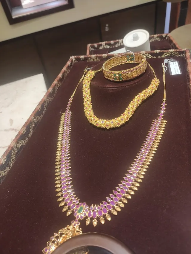 Tanishq Jewellery - Erode - Karungal Palayam - 4