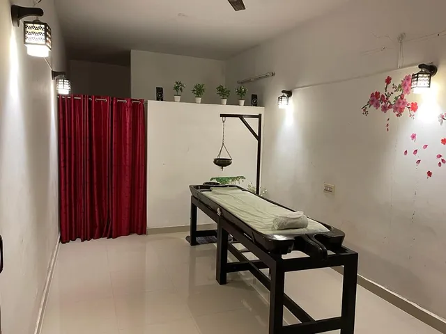 KAIRALI AYURVEDIC SPA CENTER - 4