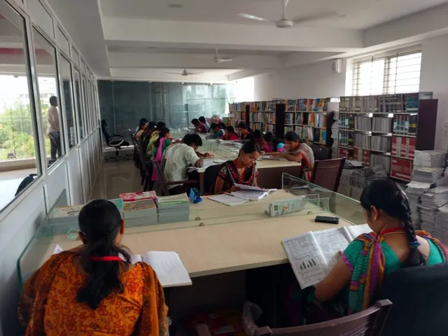 Veranda RACE Govt Exams Coaching Institute - Bank, SSC, TNPSC - Erode - 3